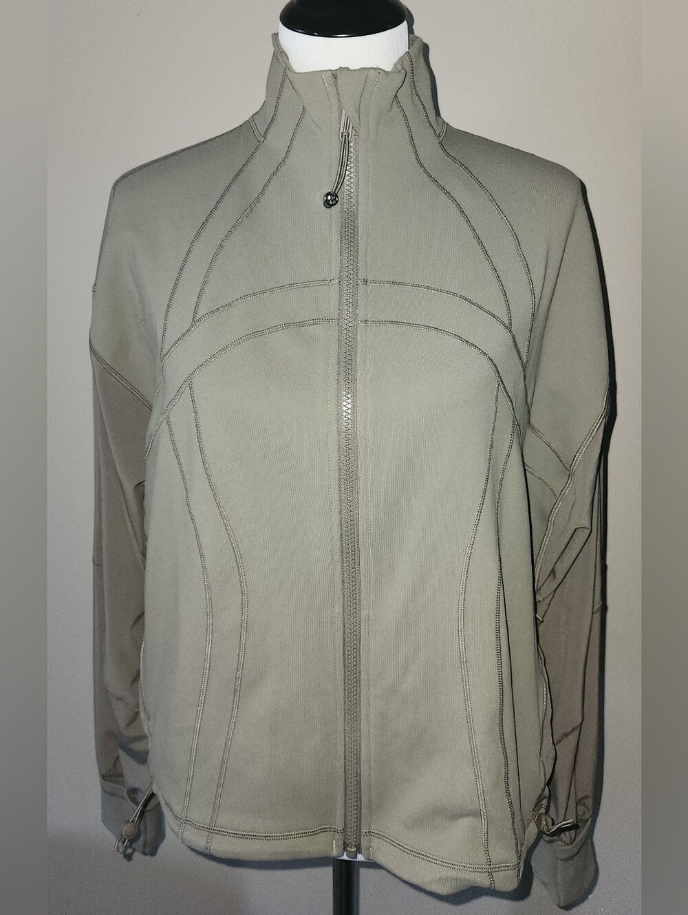 Lululemon: Women’s Def8be Full-Zip Jacket